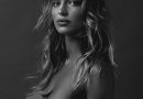 Tereza Kacerova’s Hand Bra!
