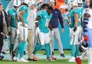 Dolphins blow 14-point fourth-quarter lead in defeat to Titans, lose No. 1 seed in AFC